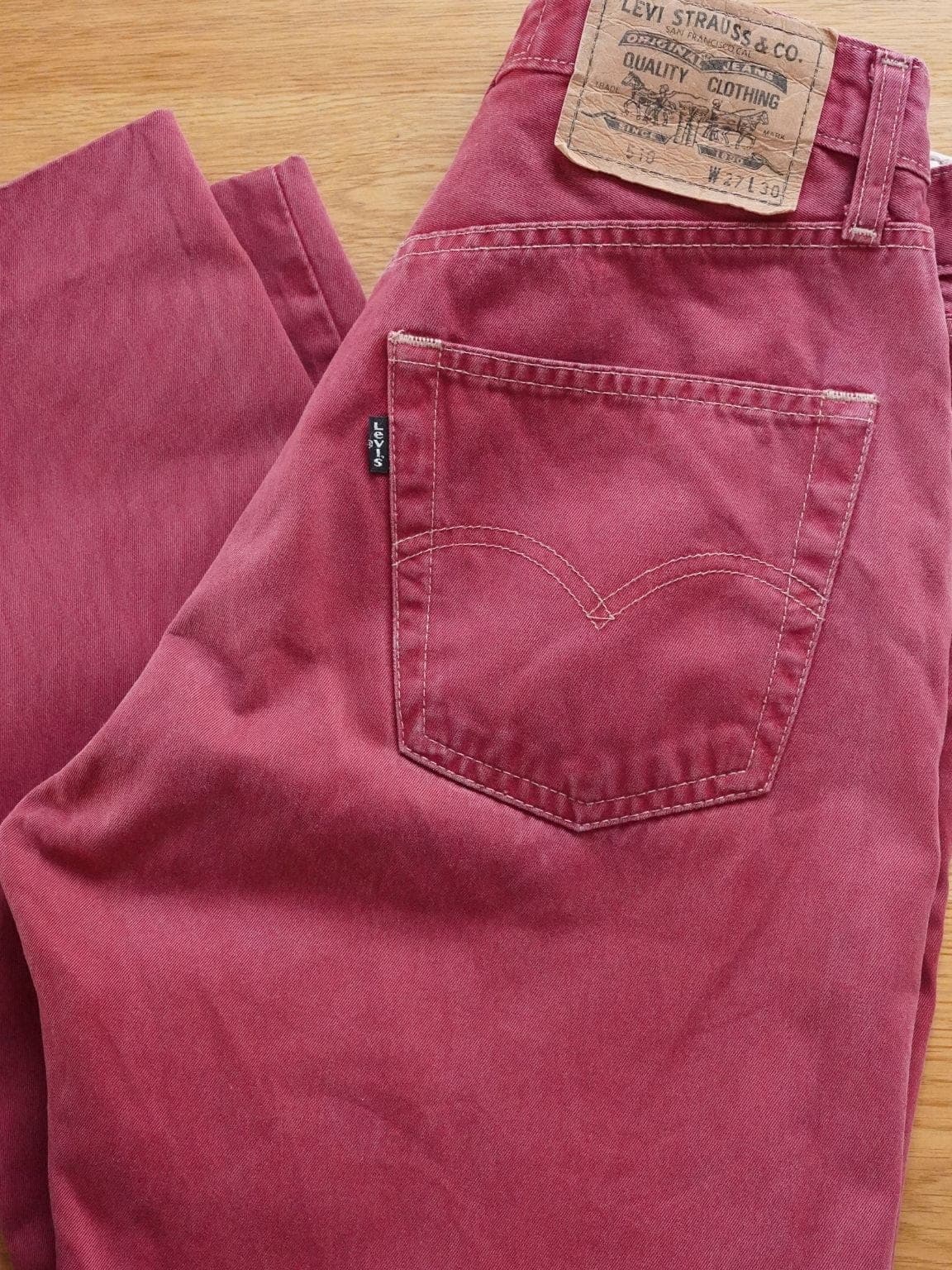 Dżinsy amarantowe Levi's 510