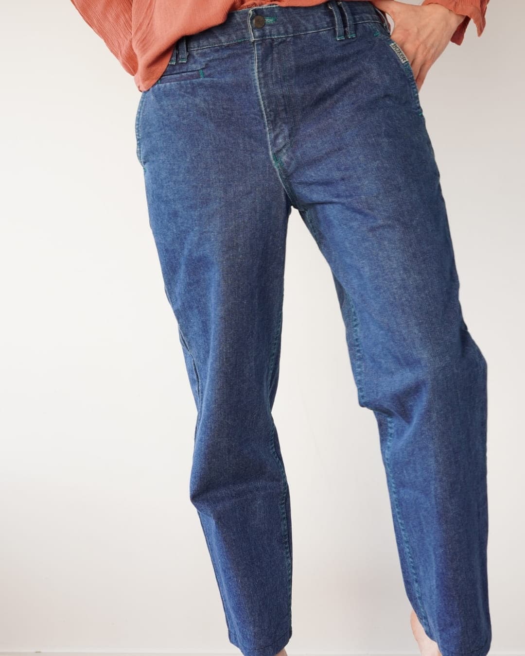 Jeansy vintage o kroju chino